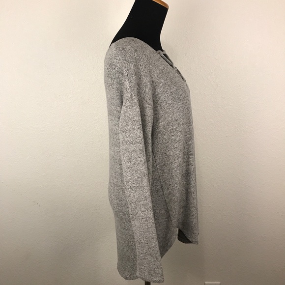 AMERICAN EAGLE | Gray Soft Sexy Plush Sweater M - Picture 4 of 8